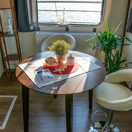 Apartman Island-dreams Hausboot Cecilie Schleswig