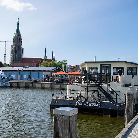 Island-dreams Hausboot Cecilie Schleswig